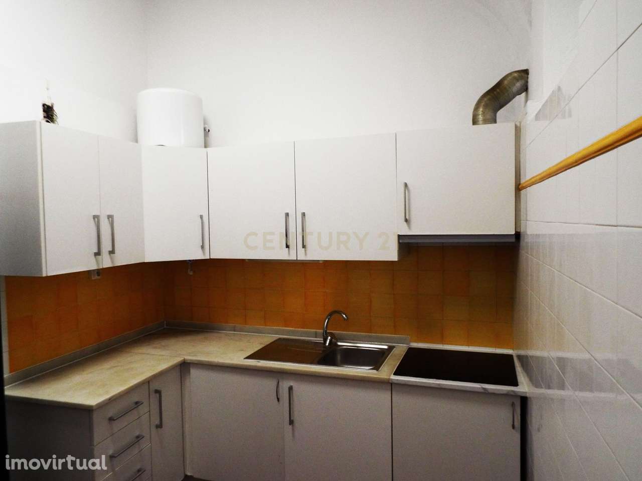 Moradia Remodelada com 13 Divisões | 3 Quartos (1 Suite) | Rua do Raim - Grande imagem: 5/22