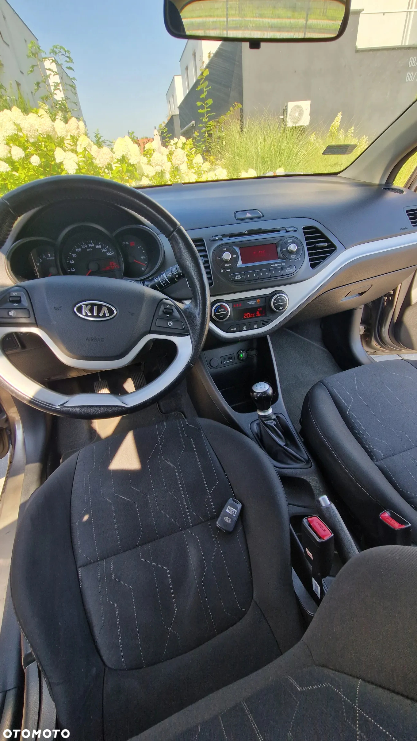 Kia Picanto - 12