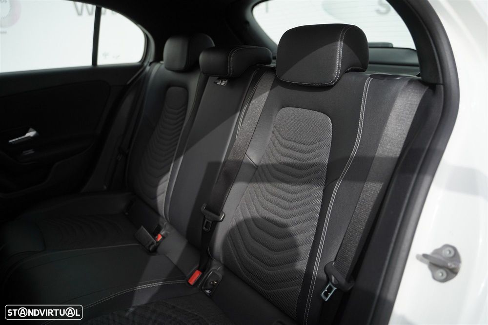 Mercedes-Benz A 180 d Progressive - 13