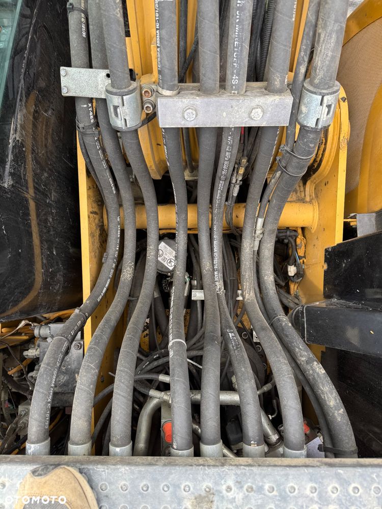 Caterpillar M315D 17000kg - 32