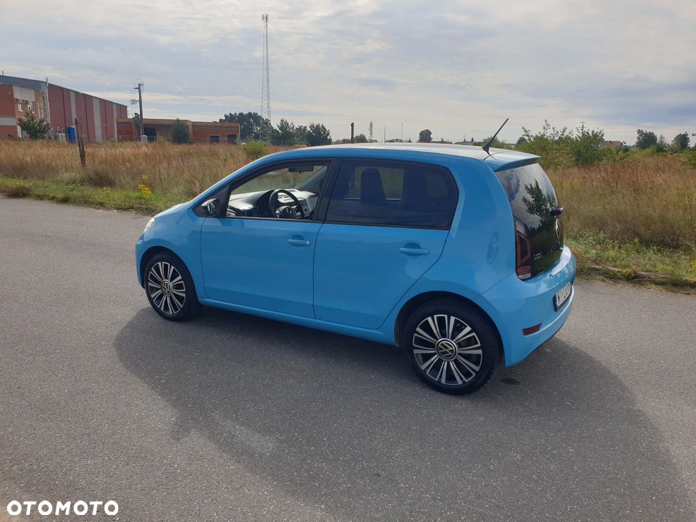 Volkswagen up! 1.0 Black Style - 4