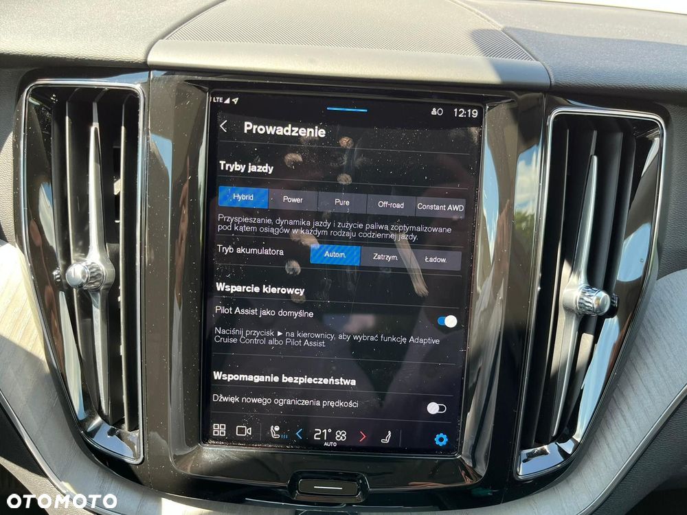 Volvo XC 60 - 30