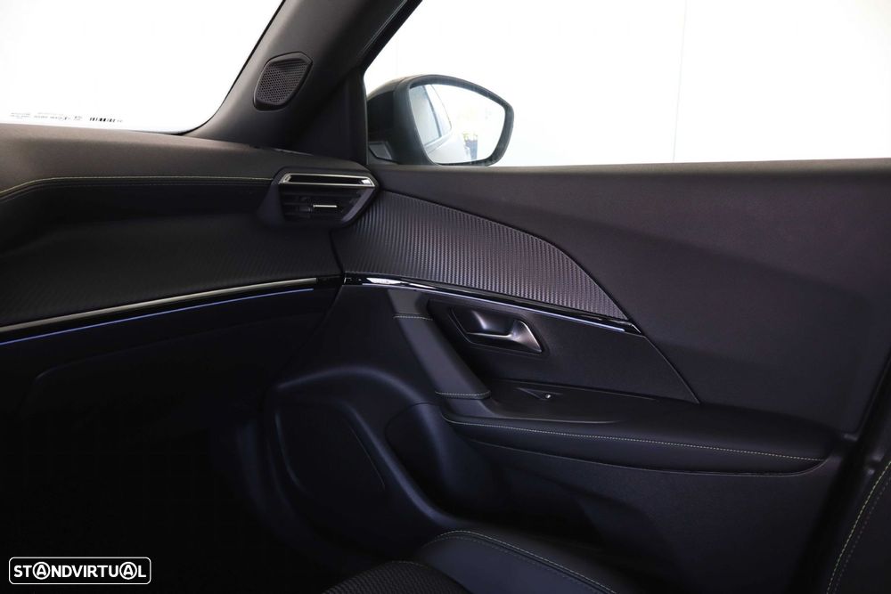 Peugeot e-2008 54 kWh GT - 14