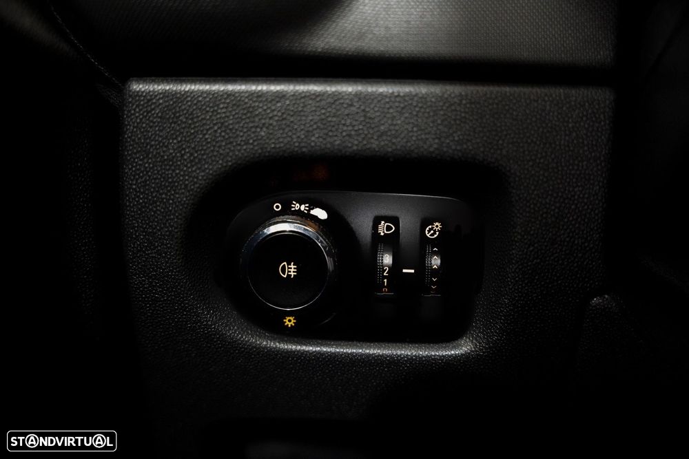 Opel Corsa 1.3 CDTi Enjoy EcoFLEX - 9