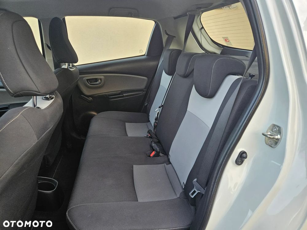 Toyota Yaris Hybrid 1.5 VVT-i Club - 10