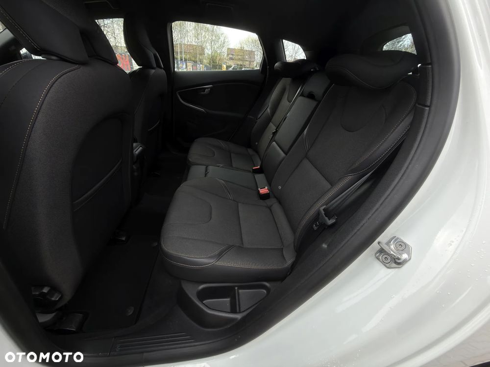 Volvo V40 Cross Country D3 Summum - 10