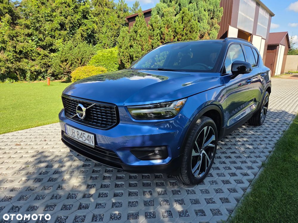 Volvo XC 40 T5 AWD R-Design - 1