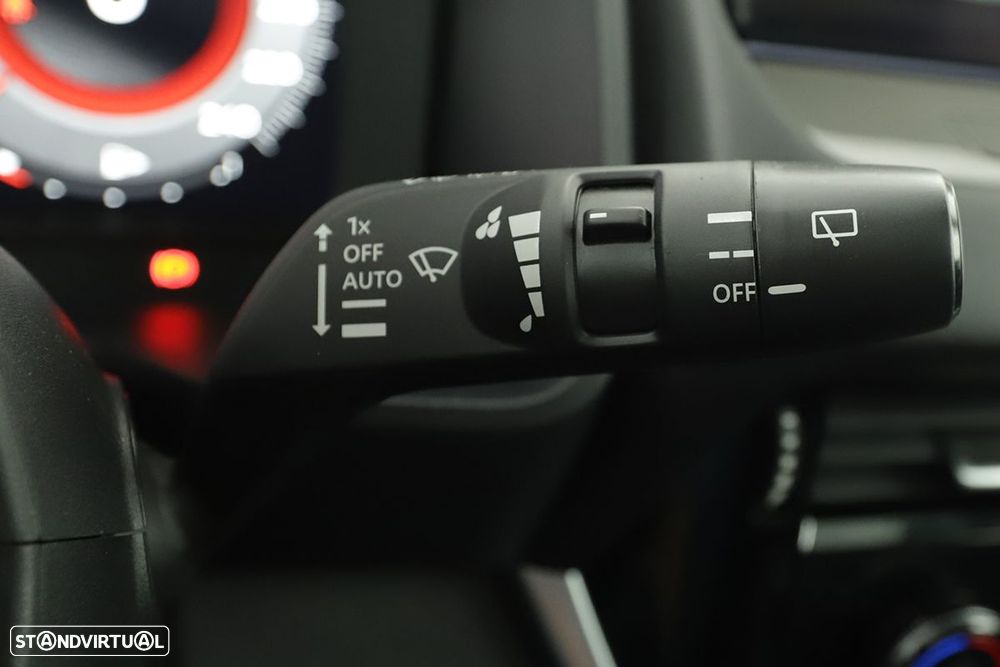 Nissan Qashqai 1.3 DIG-T N-Connecta Xtronic - 16