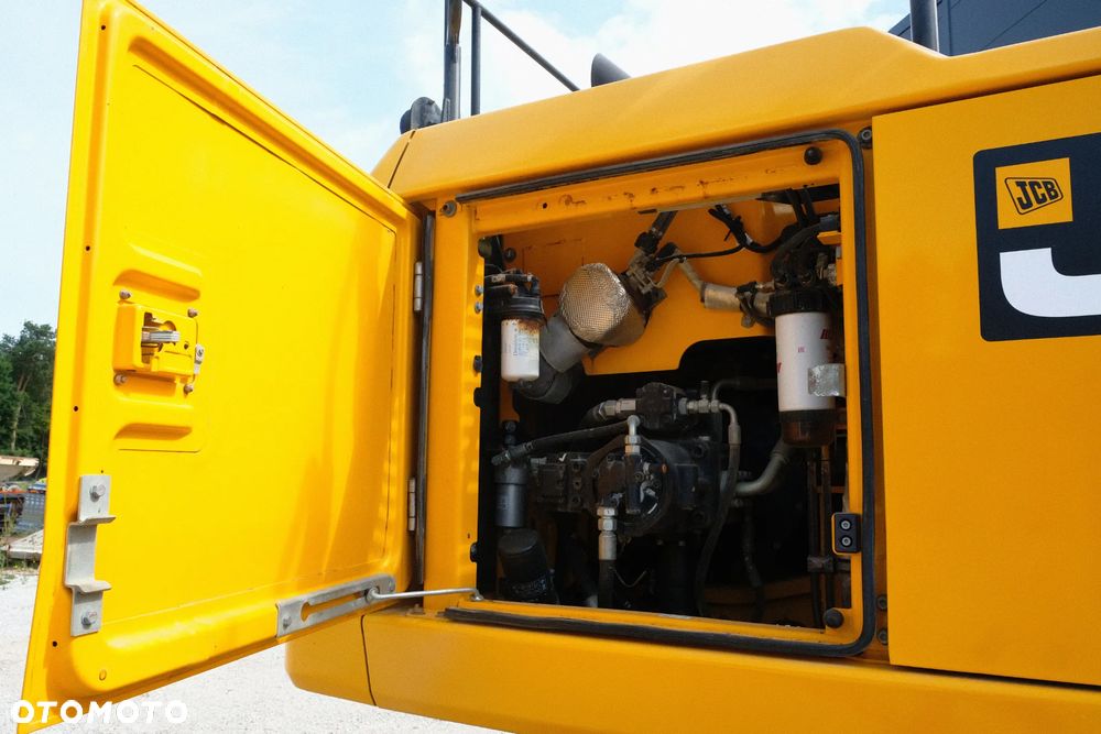 JCB 220 XLC 4f 7200H - 29