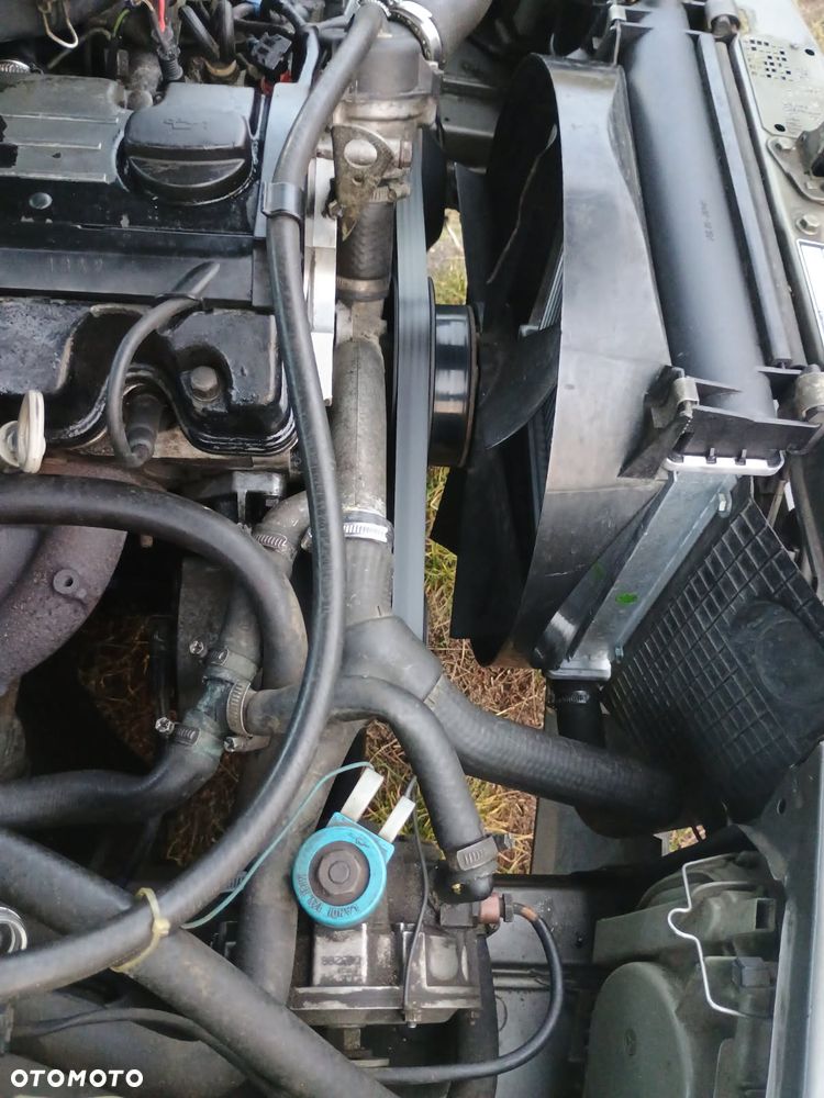 Mercedes-Benz W201 (190) - 10