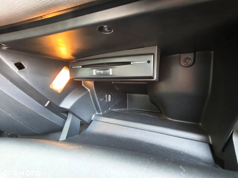 Citroën C4 Picasso HDi 150 FAP Business Class - 14