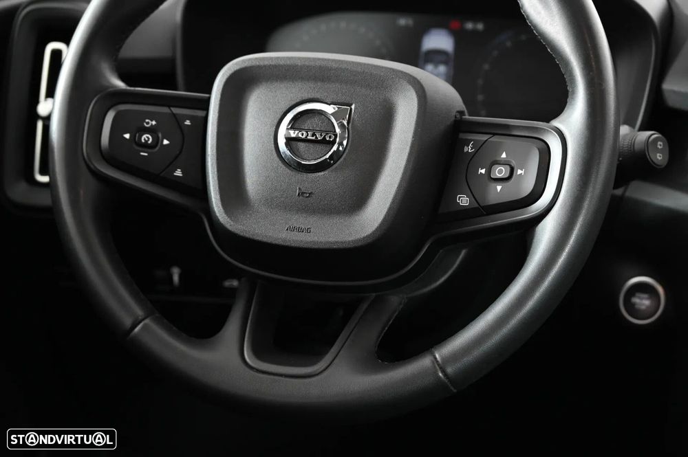 Volvo XC 40 1.5 T2 Momentum - 23