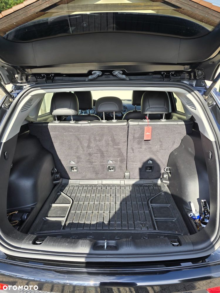 Jeep Compass - 30