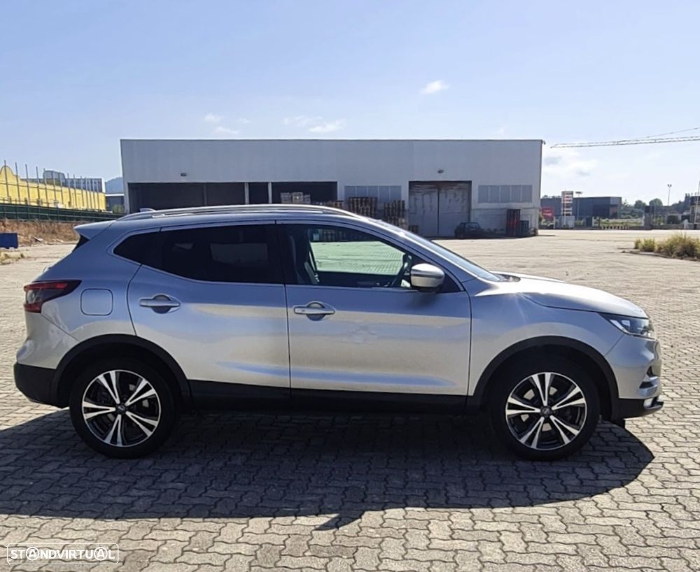 Nissan Qashqai 1.2 DIG-T N-Connecta 18 Xtronic - 11