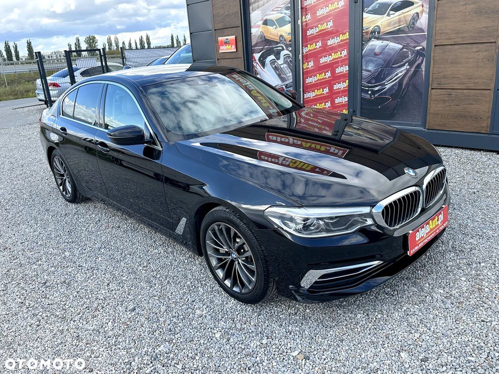 BMW Seria 5 530e iPerformance xDrive Luxury Line - 3
