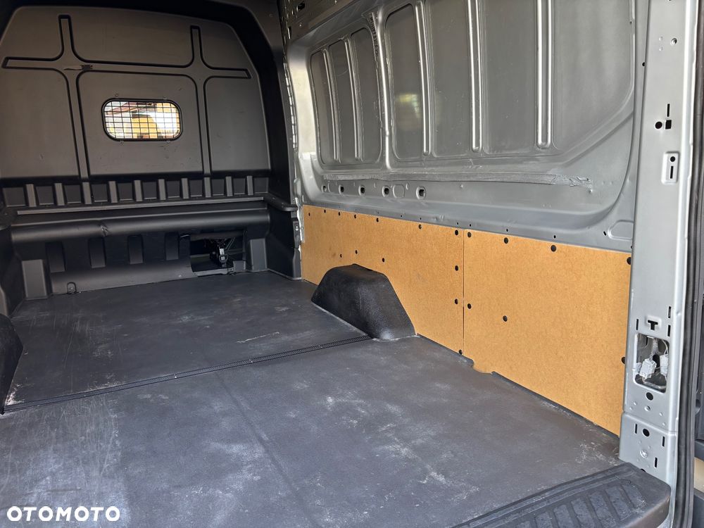 Ford Transit - 27