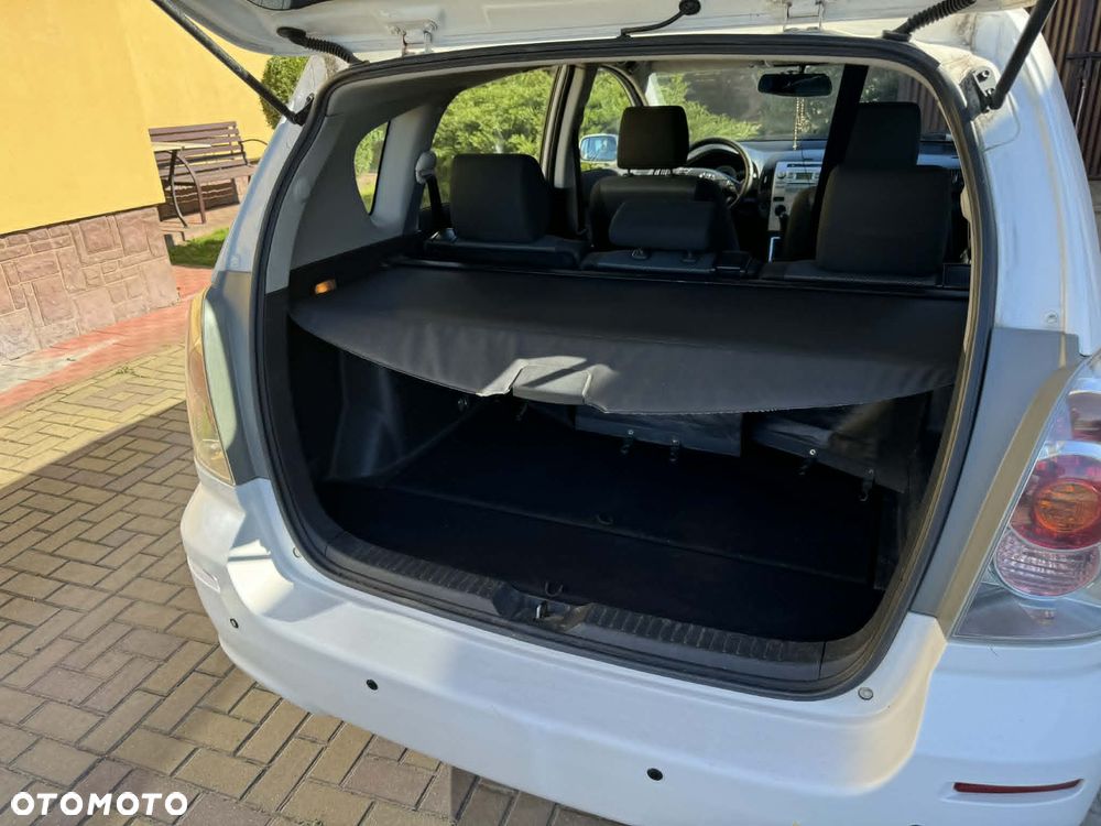 Toyota Corolla Verso 2.0 D-4D Executive - 11