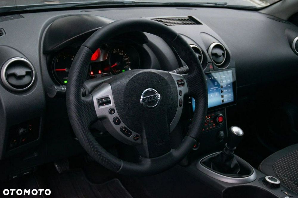 Nissan Qashqai - 10