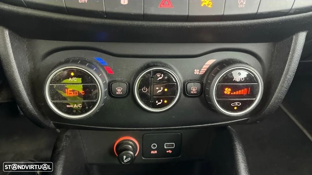 Fiat Tipo Station Wagon 1.6 M-Jet Lounge JLL17 - 9