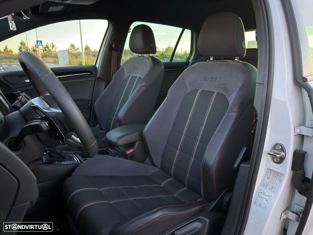 VW Golf GTI Clubsport DSG - 12