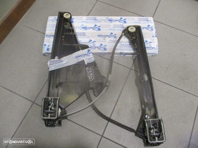 Elevador Sem Motor 156173911  9829043380 OPEL CORSA F 2020 1.5CDTI 100CV 5P Preto FD - 2