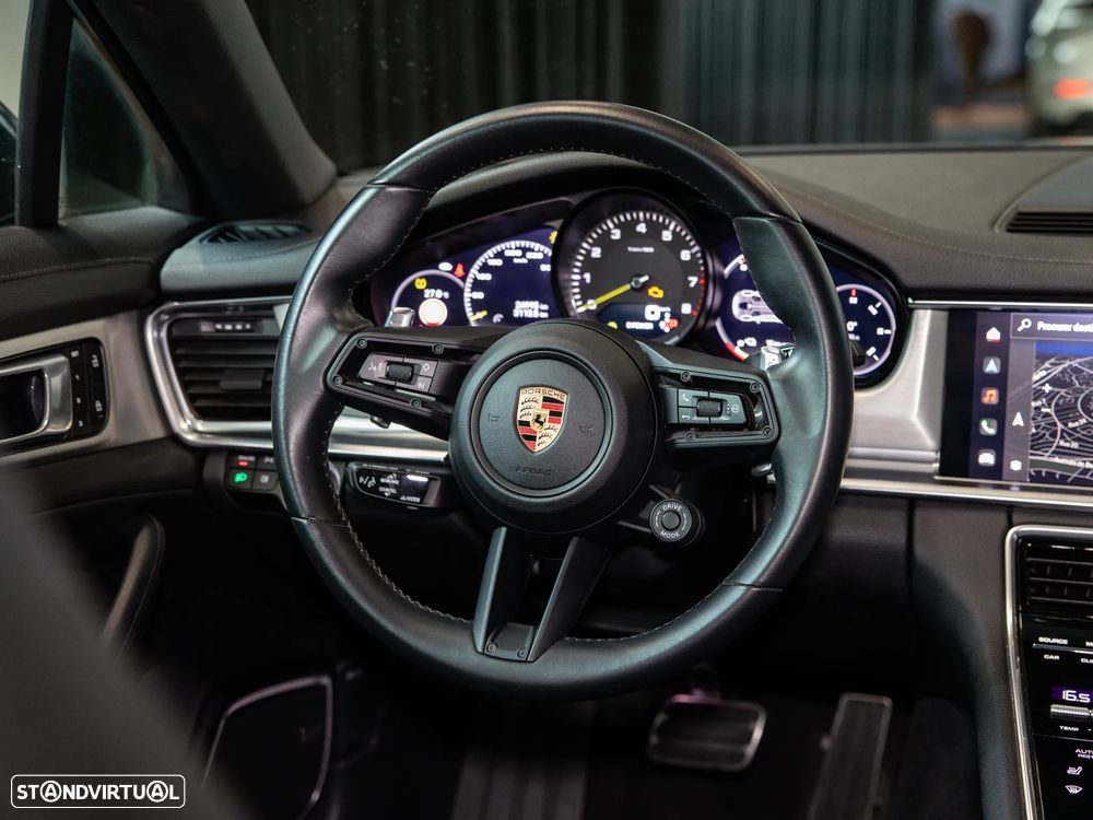 Porsche Panamera Sport Turismo 4 E-Hybrid Platinum Edition PDLS - 35