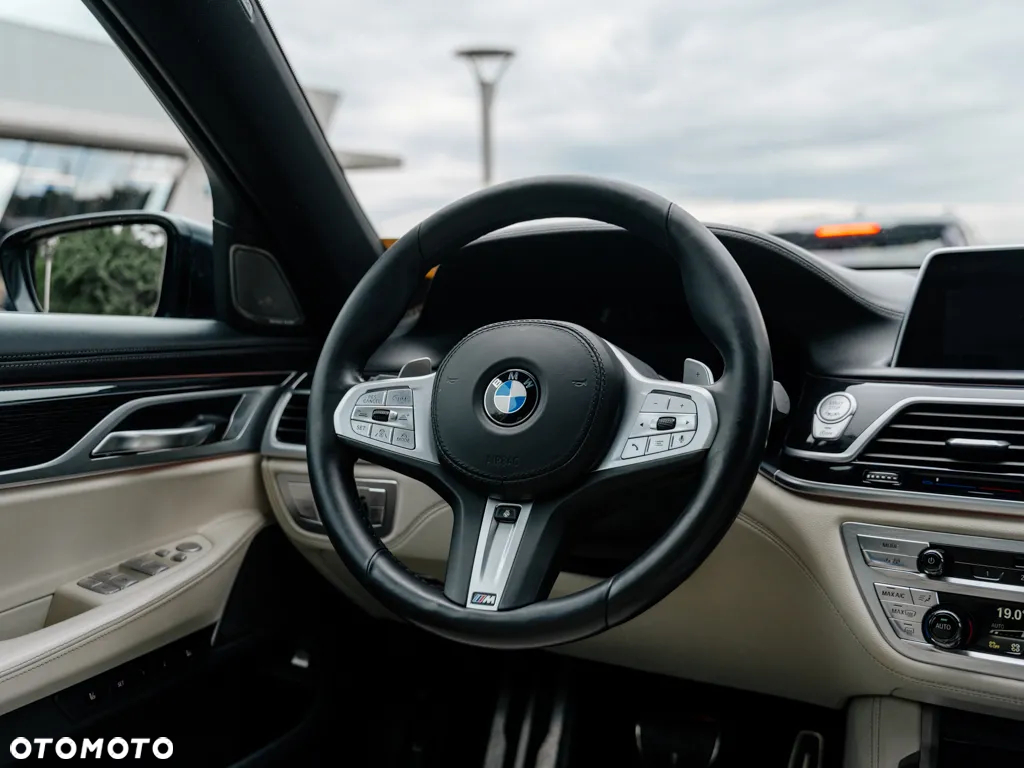 BMW Seria 7 750d xDrive - 6