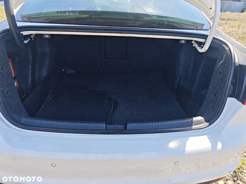 Volkswagen Jetta 1.4 TSI Highline - 13
