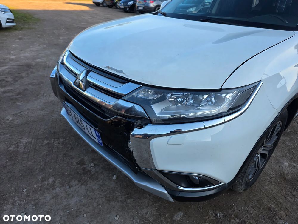 Mitsubishi Outlander 2.2 DI-D 4WD Intense - 11