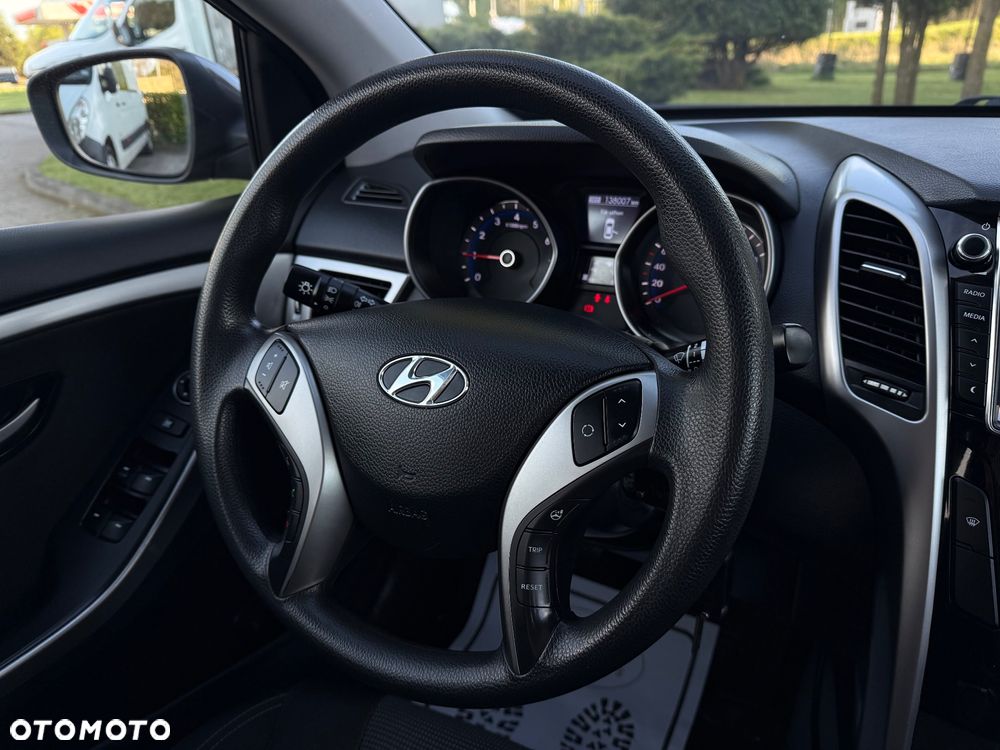 Hyundai i30 1.4 Premium - 16