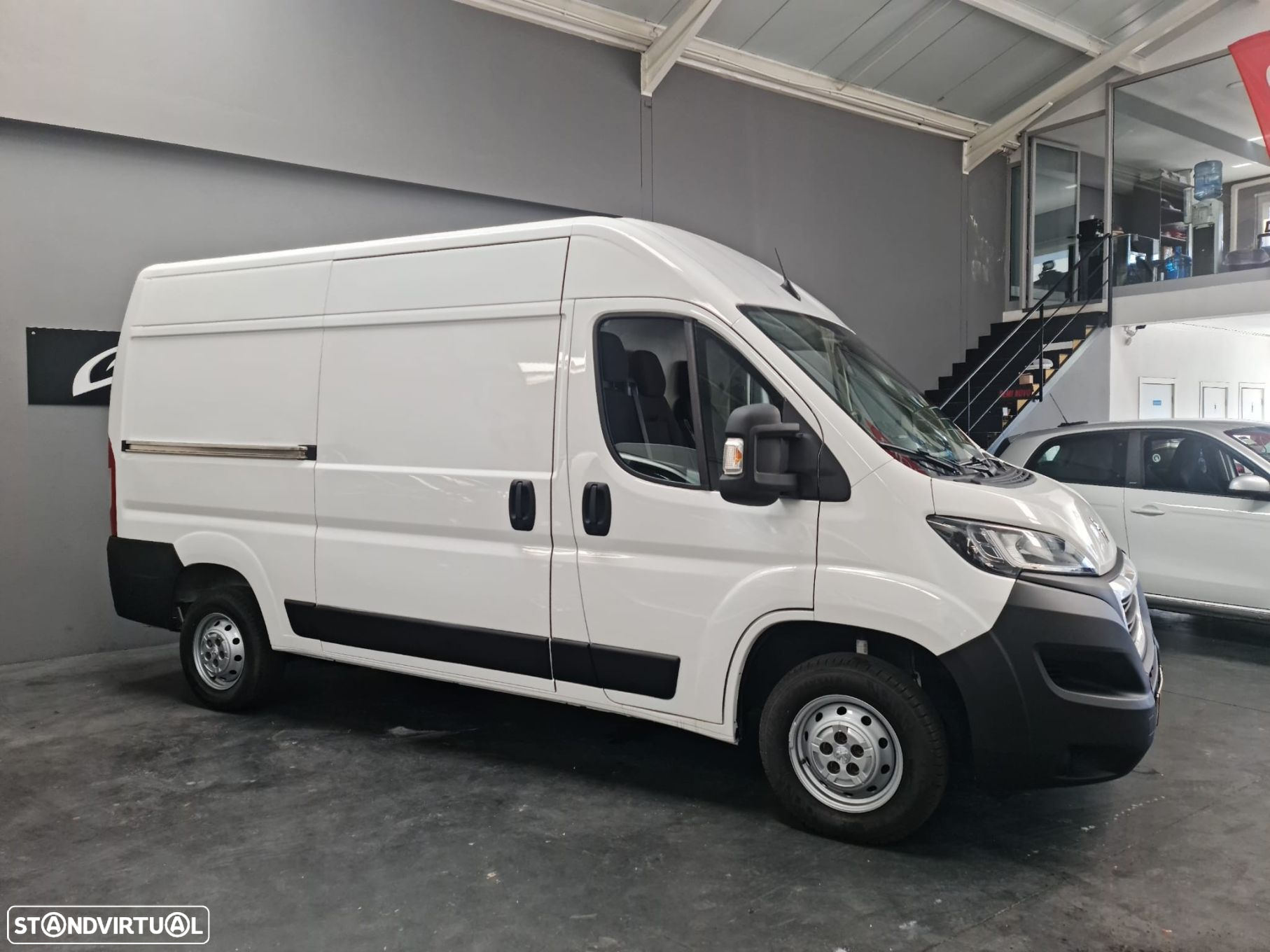 Peugeot Boxer 2.2 BlueHDi 333 L2 CD - 18