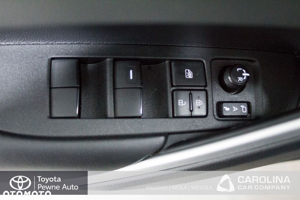 Toyota Corolla Cross - 9