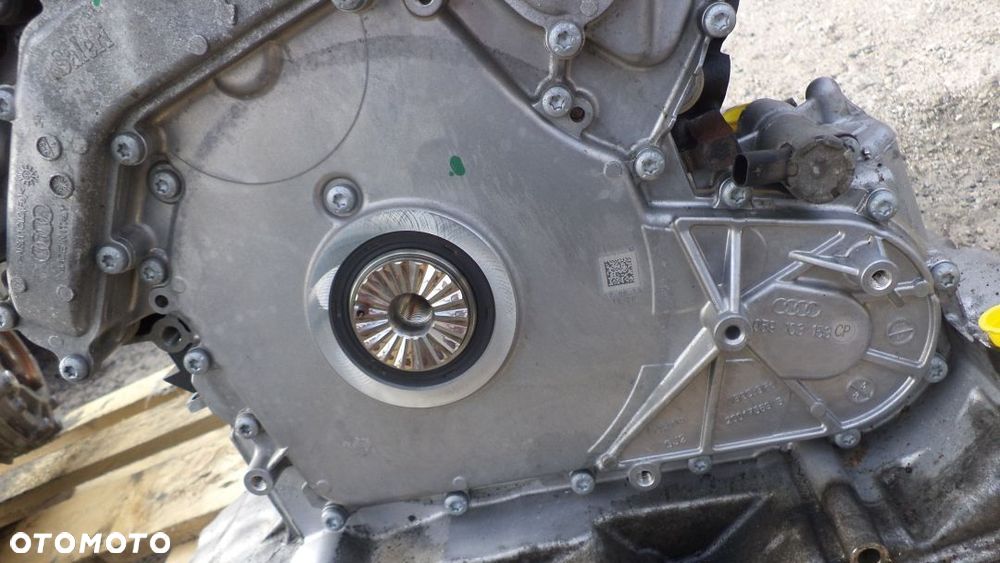 Obudowa rozrządu Audi 3.0TDI 059103171DP 059103153CP - 3