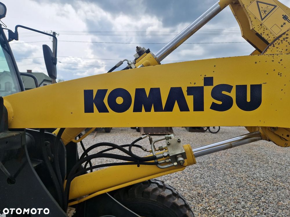 Komatsu WA70 - 10