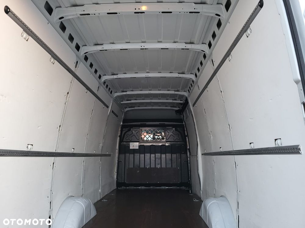 Iveco DAILY 35 S 16 MAXI-HAK 3500 KG-KLIMA-4 SZTUKI - ŁADNY - 12