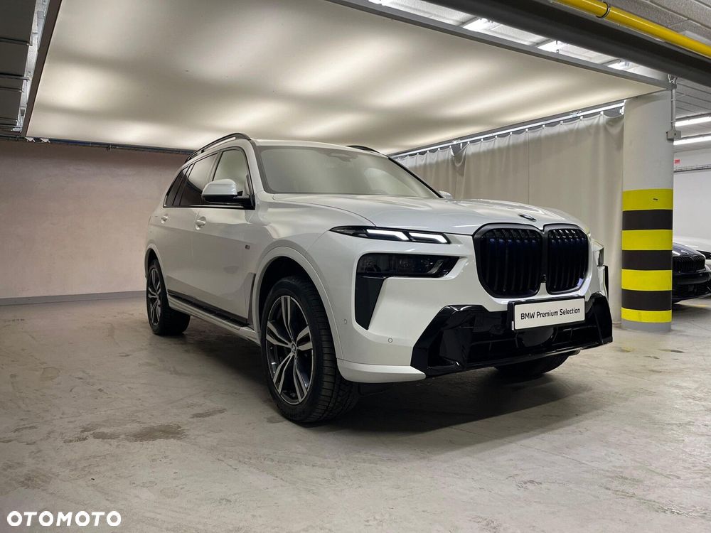 BMW X7 - 11