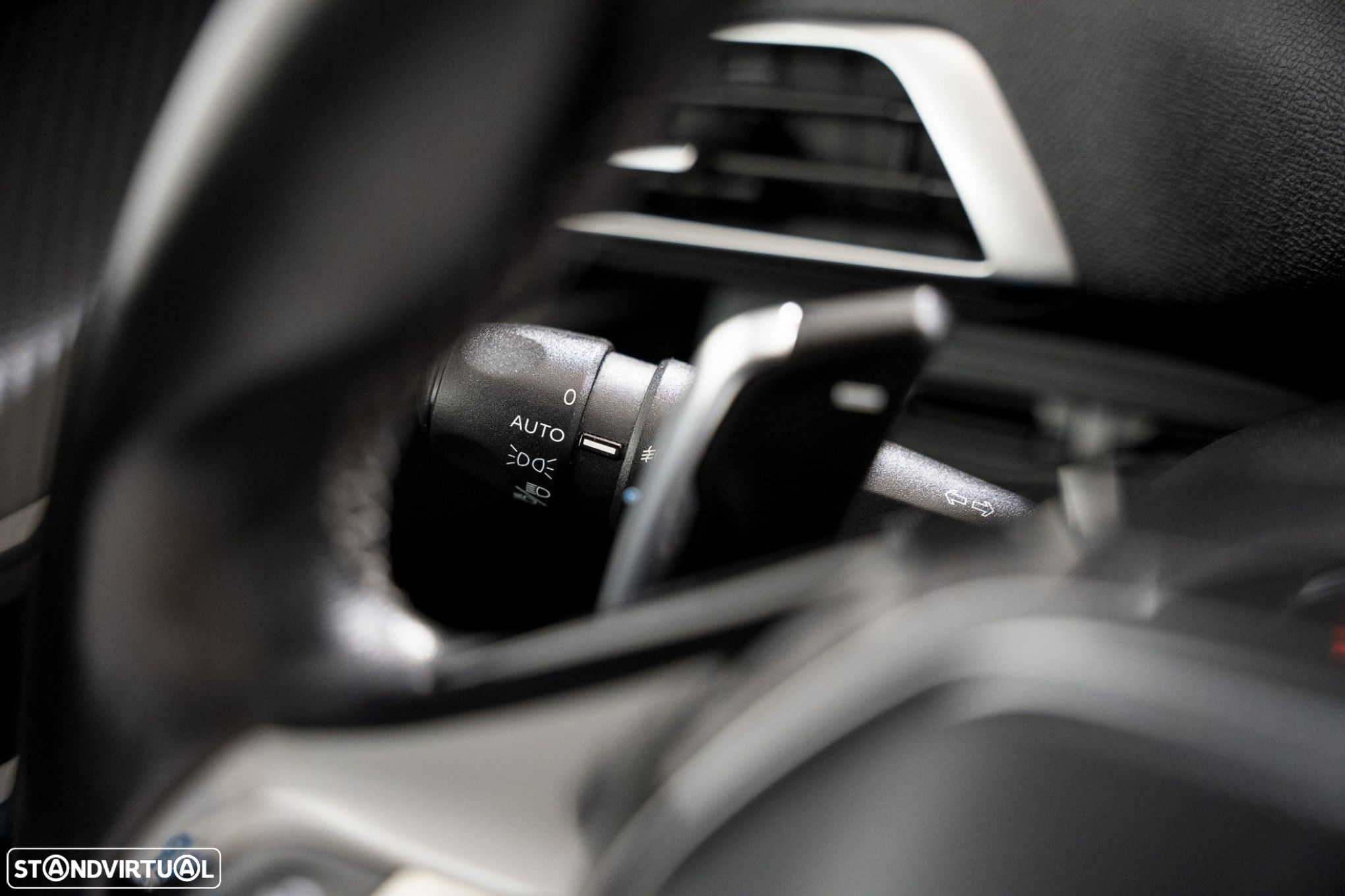 Peugeot 3008 1.2 PureTech Active - 12