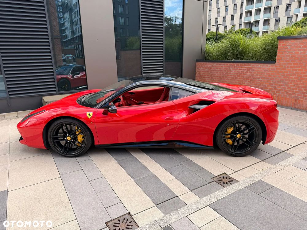Ferrari 488 - 5