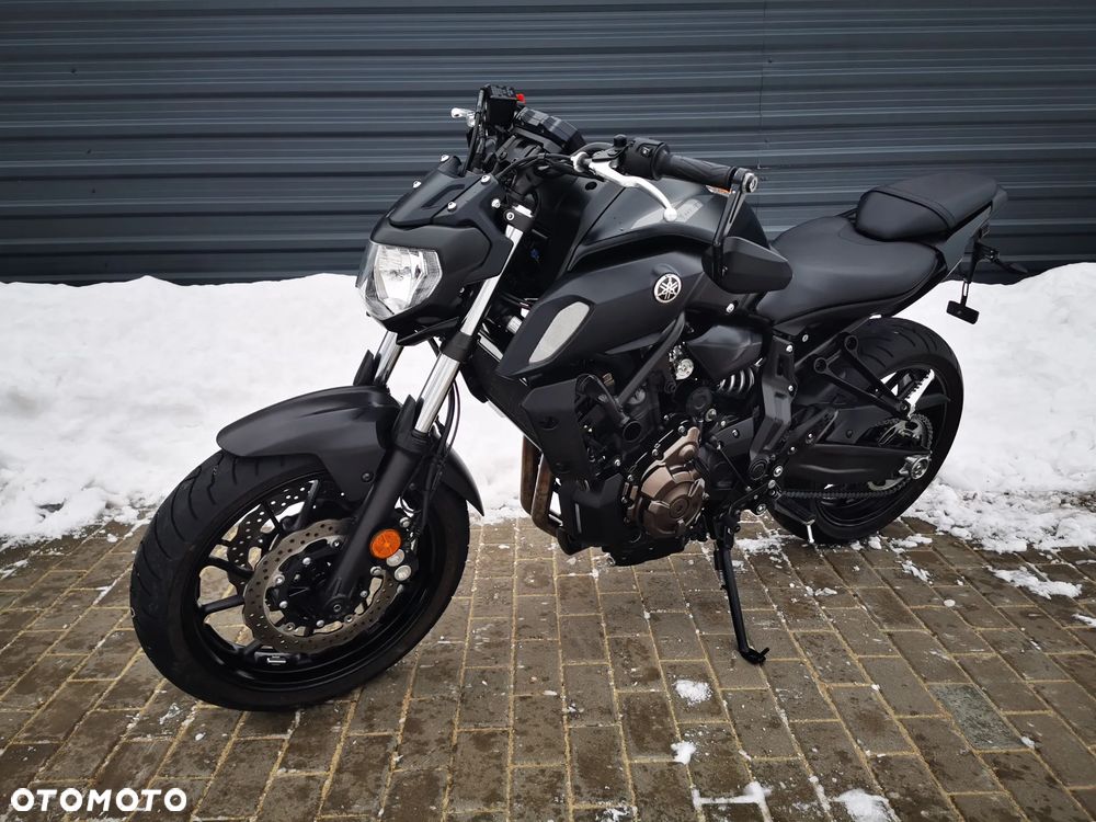 Yamaha MT - 33