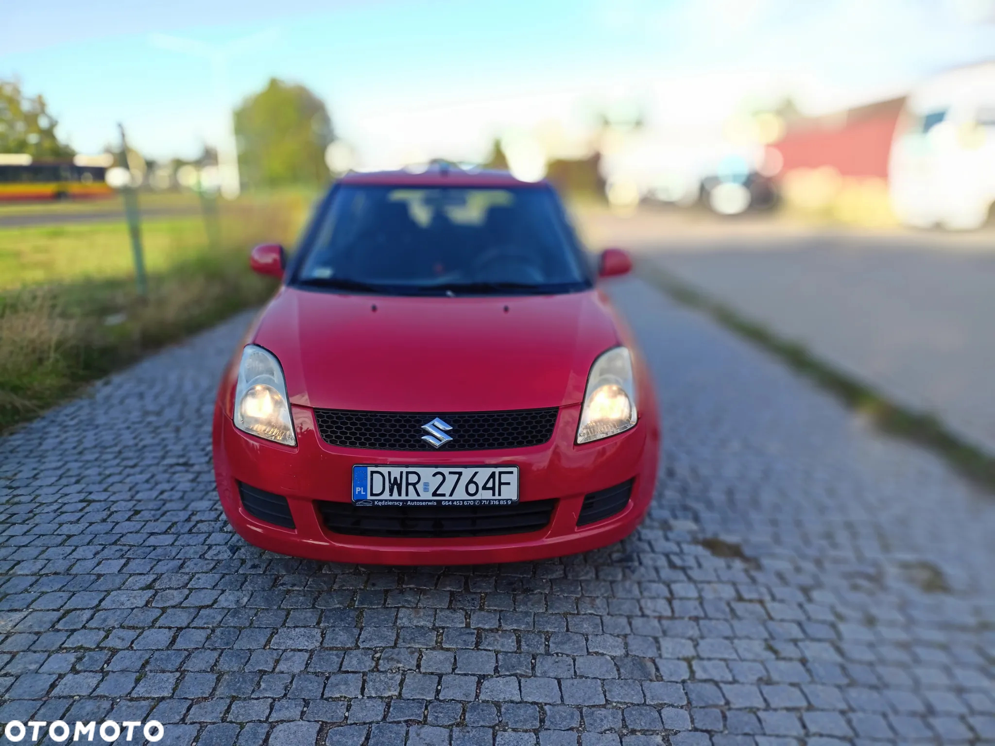 Suzuki Swift - 4