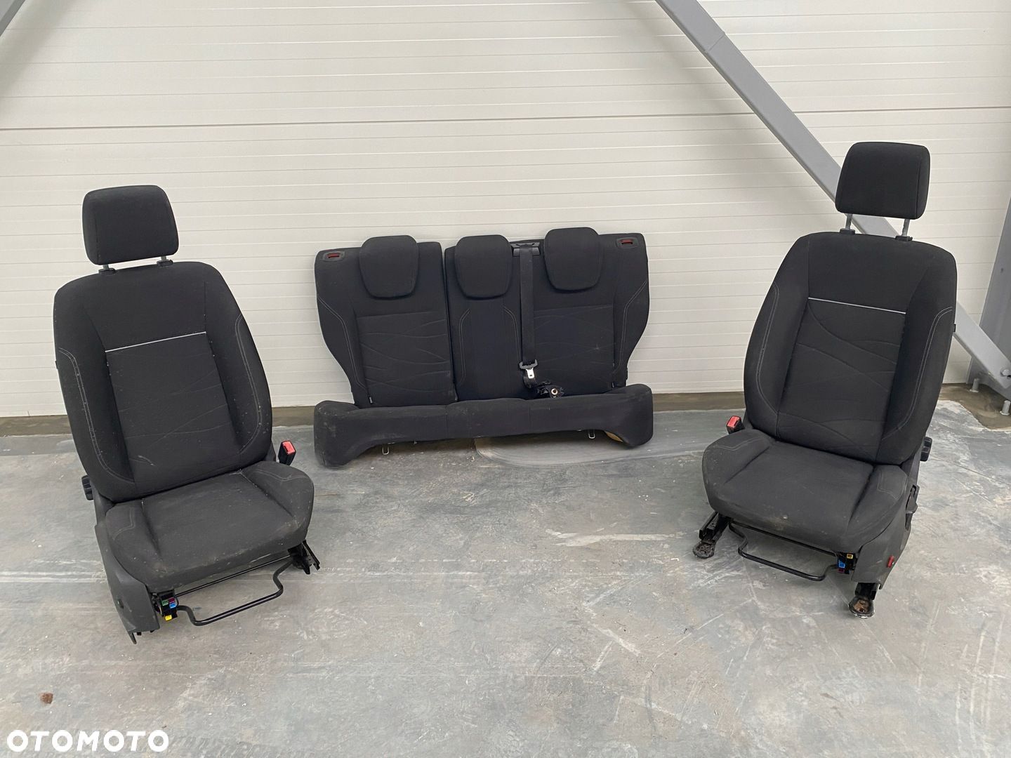 FORD FIESTA MK7 FOTELE PRZÓD TYŁ KOMPLET - 1