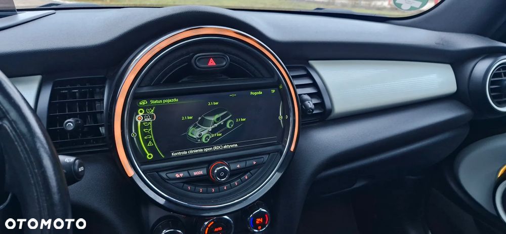 MINI Cooper 60 Years Chili - 38