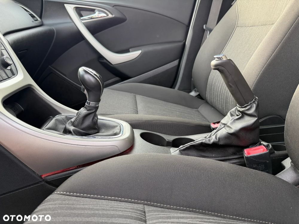 Opel Astra 1.4 ecoFLEX - 15