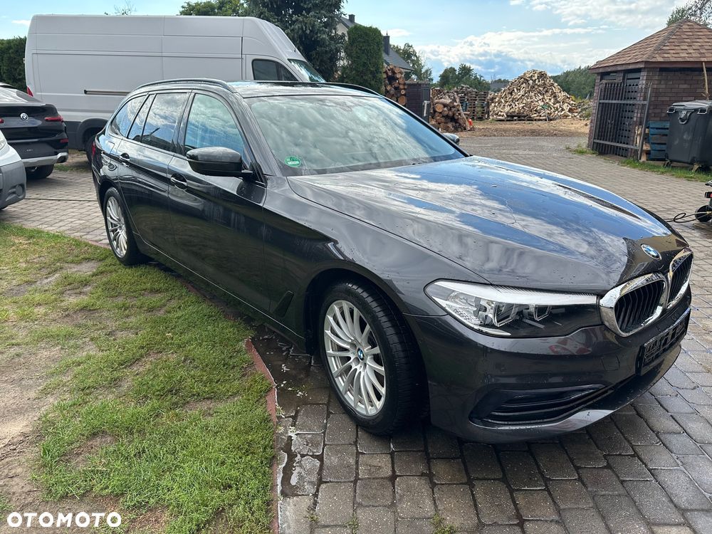 BMW Seria 5 520d Sport Line - 15