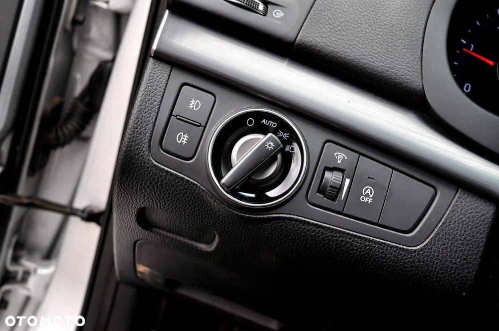 Hyundai i40 Kombi 1.7 CRDi Premium - 17