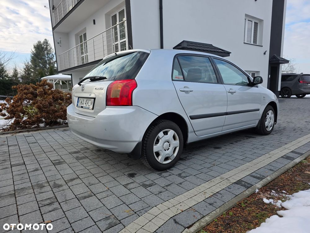 Toyota Corolla 1.4 VVT-i Base - 3