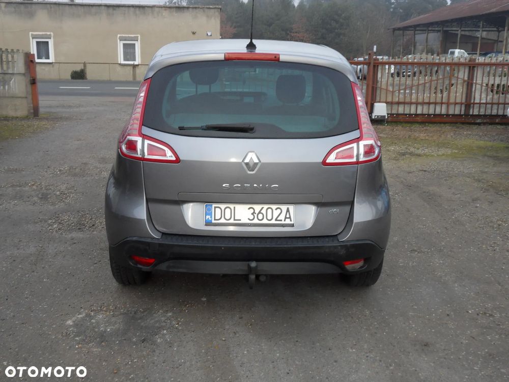 Renault Scenic 1.9 dCi Emotion - 4