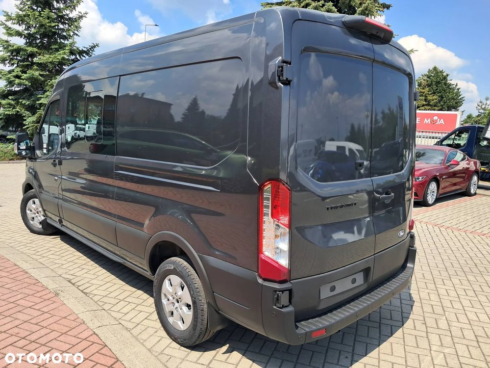 Ford Transit - 8