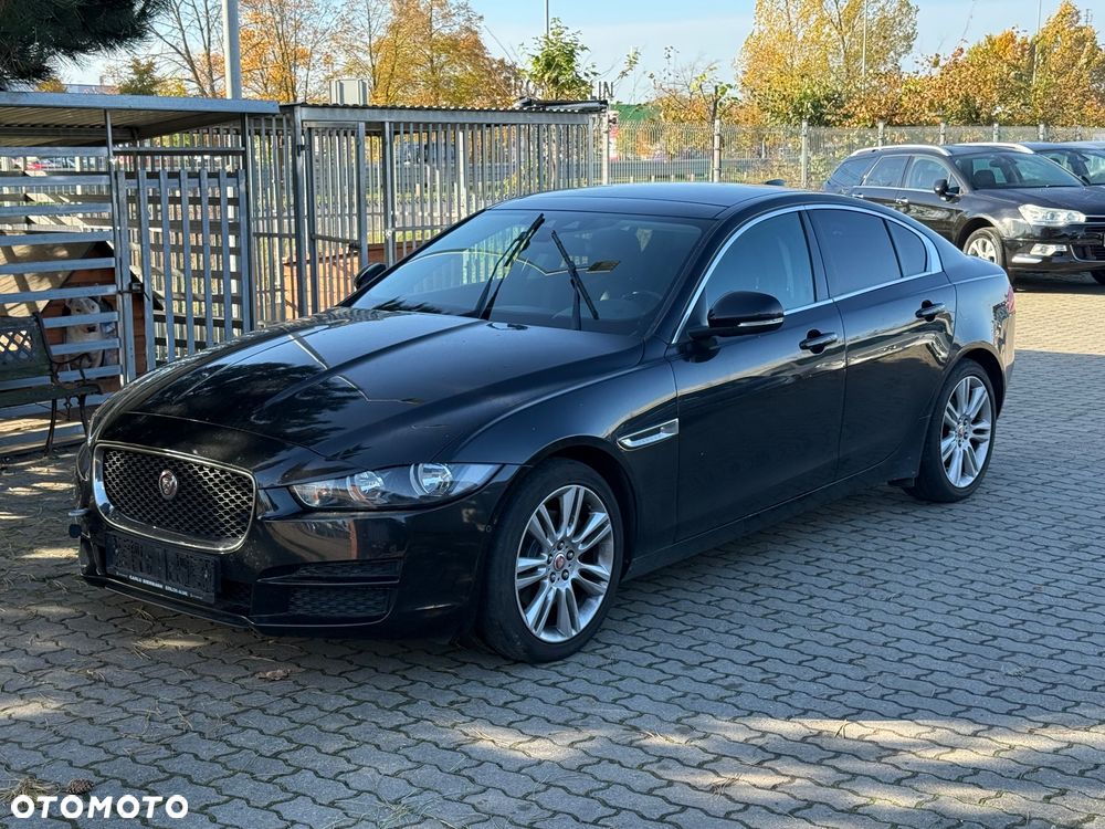 Jaguar Xe