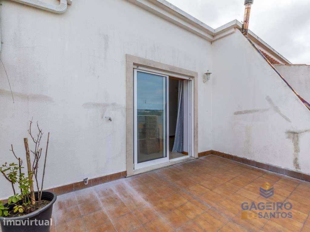 Apartamento T2, centro de Alfeizerão - Grande imagem: 5/22